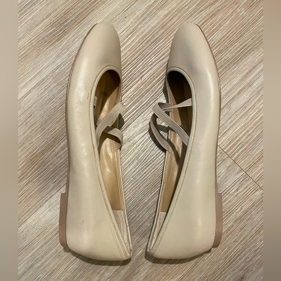 Saks Fifth Avenue Ballet Flats - Picture 4 of 9